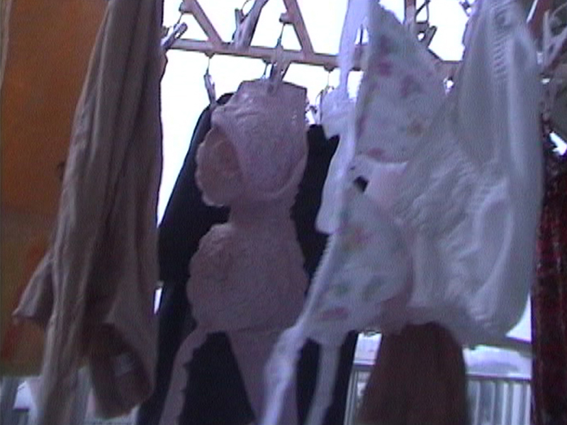 下着窃盗女性宅侵入撮 一人暮らしＯＬ編 2　サンプル画像04